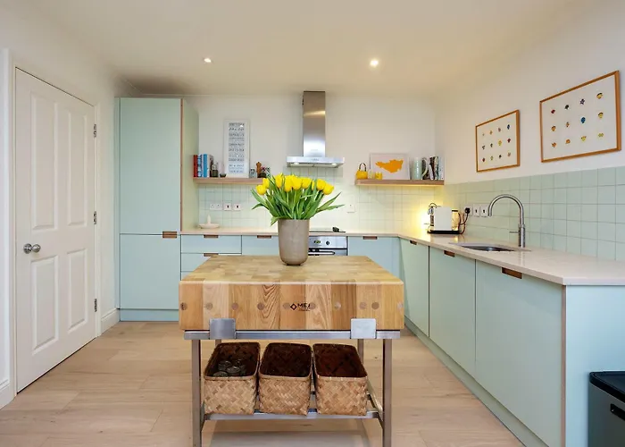 Veeve - The Lancaster Gate Mews House