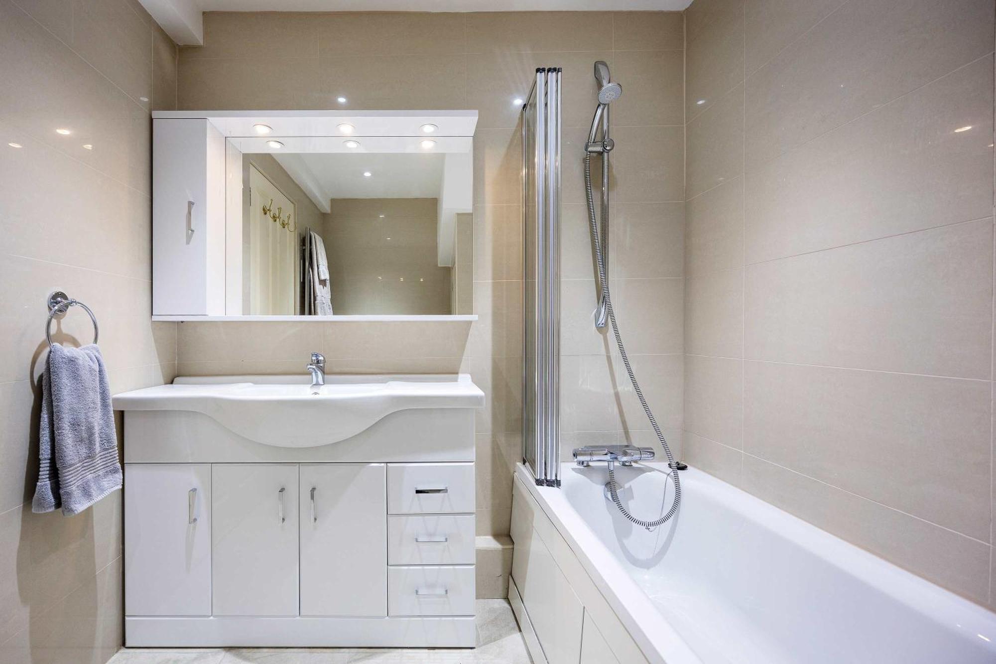 Veeve - The Lancaster Gate Mews House London