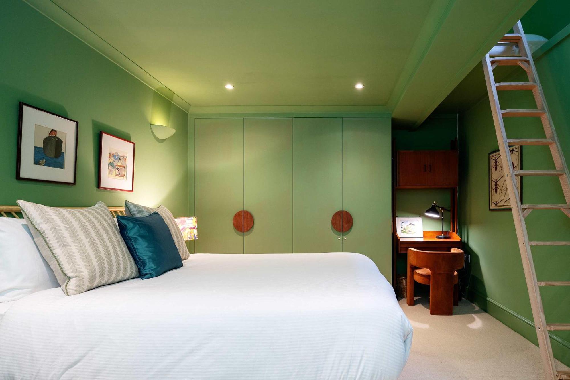 Veeve - The Lancaster Gate Mews House London